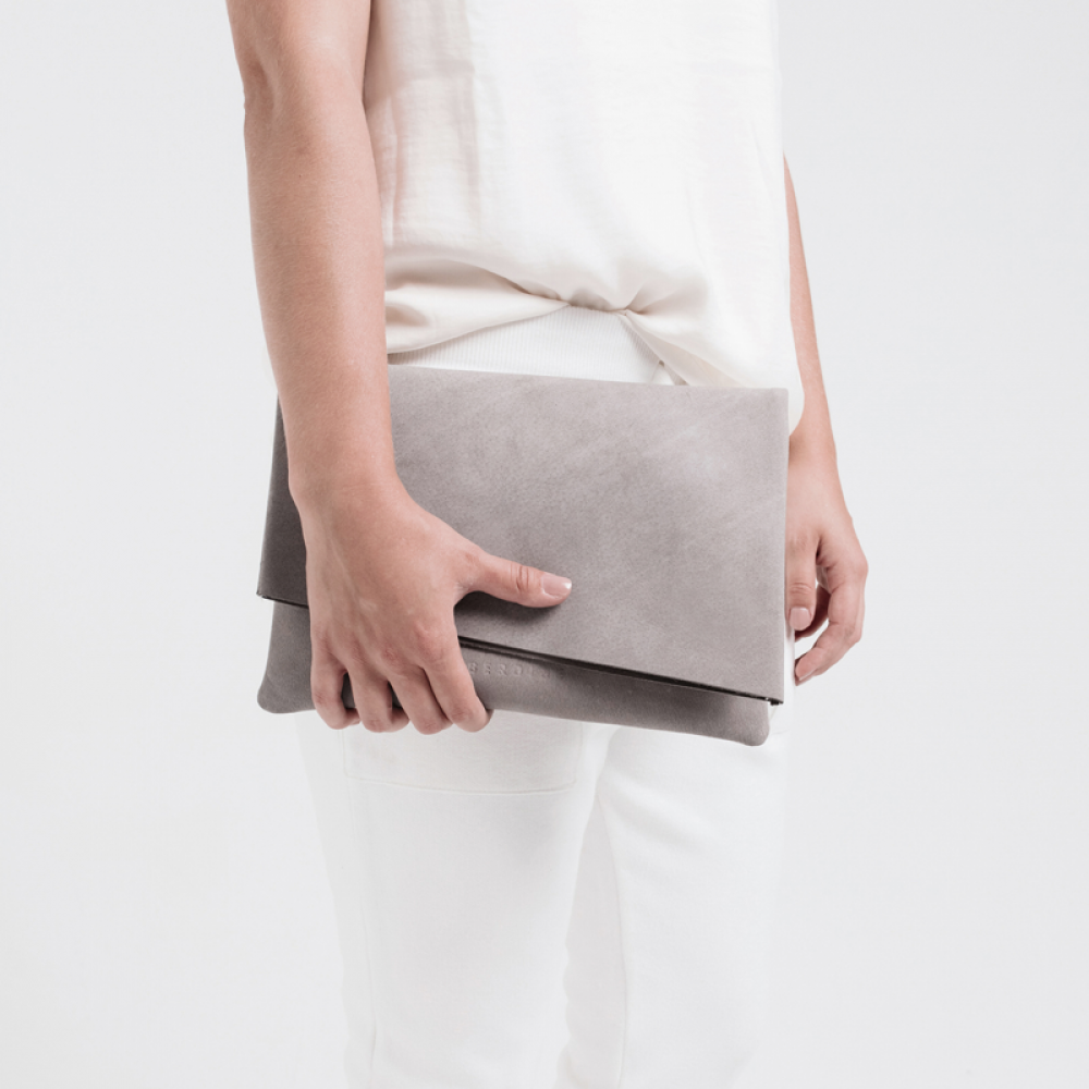 The Fold | Leather clutch