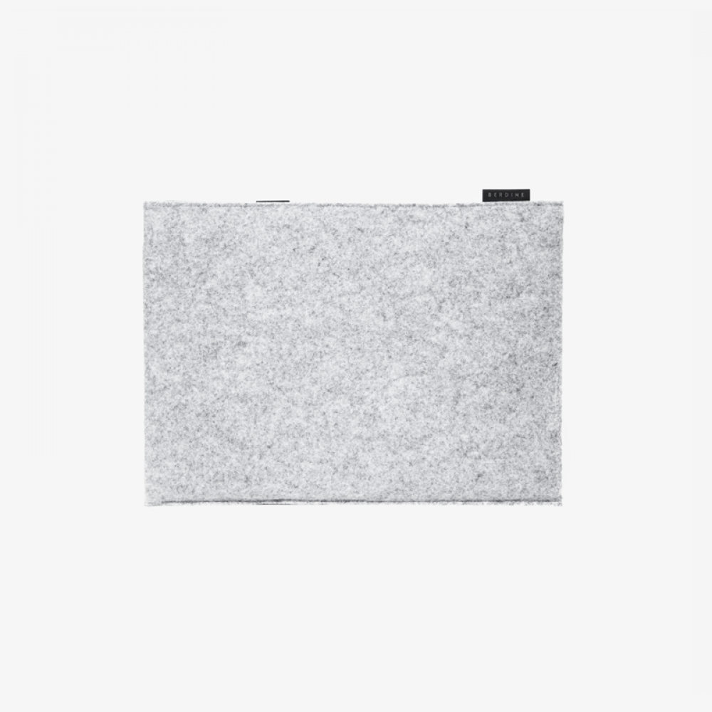 Scorch Aanpassing rechtdoor The Sleeve 17” | Vilten laptophoes | MacBook sleeve 17 inch