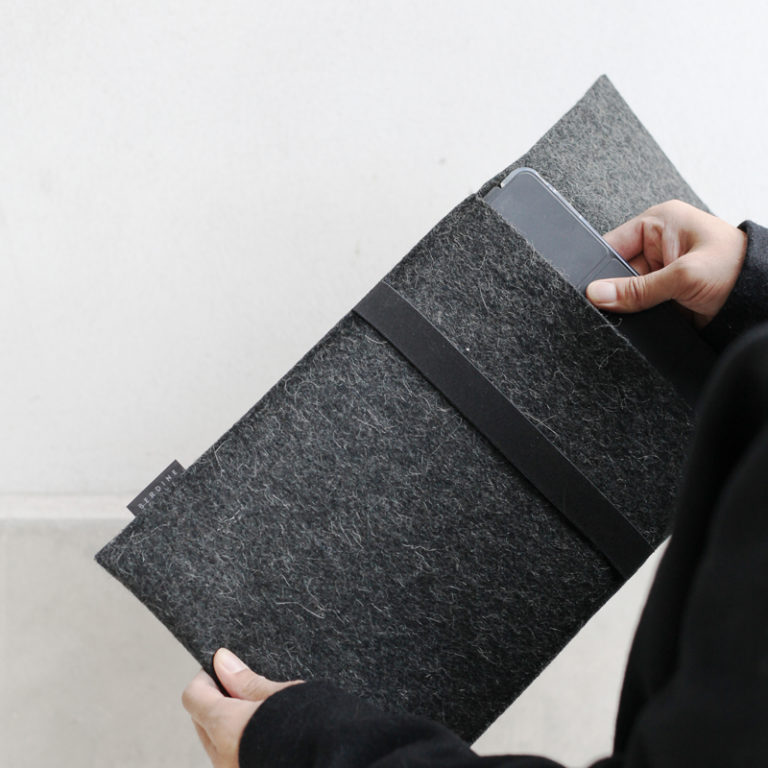 The Sleeve | Vilten laptophoes 15 inch